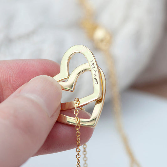 The Best Personalised Gifts for Her (That She'll Actually Love)