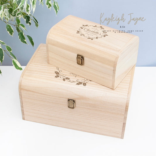 Solid Pine Holly and Mistletoe Design - Personalised Christmas Eve Chest