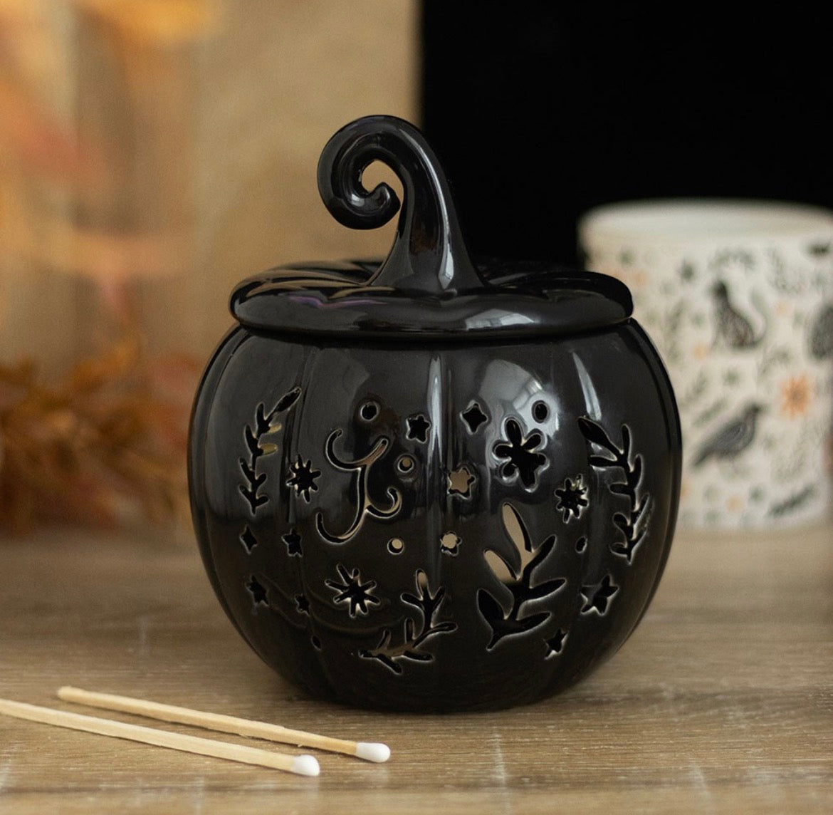 Folk Cutout Design Oil/Wax Burner - 3 Colours To Choose From