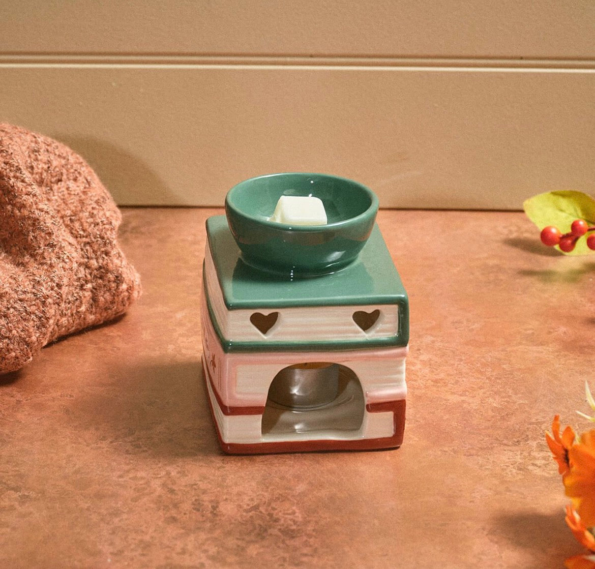 Cosy Chapter - Stoneware Book Stack Wax Burner