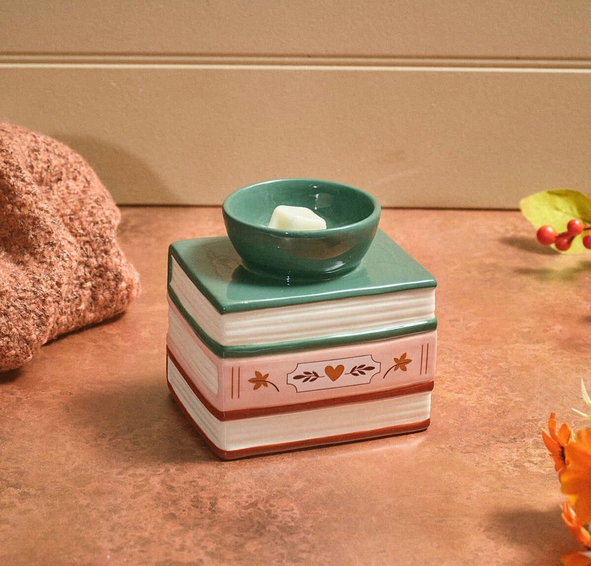 Cosy Chapter - Stoneware Book Stack Wax Burner